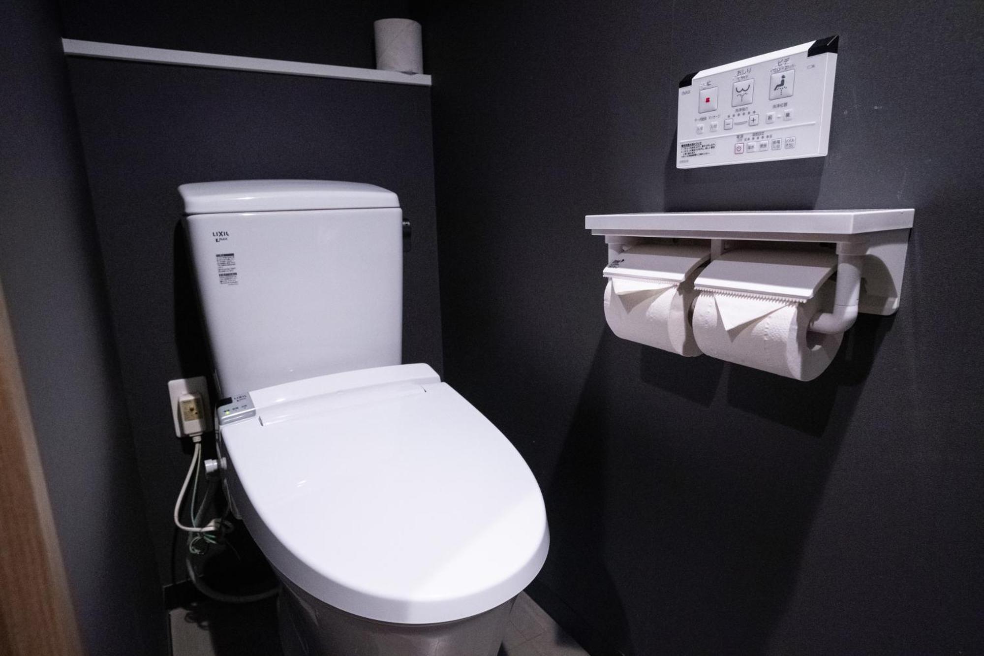 Hotel Wayfarer Shinsaibashi Ōsaka Zimmer foto